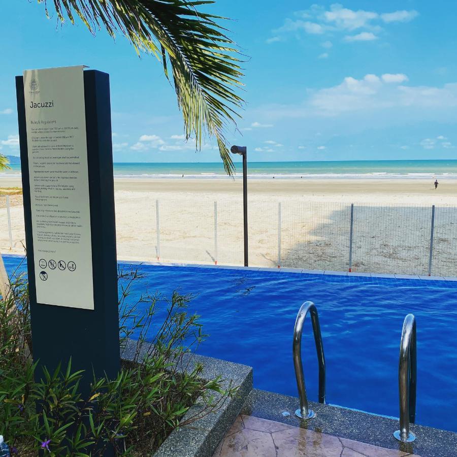 Kuantan Staycationtimurbay Екстериор снимка